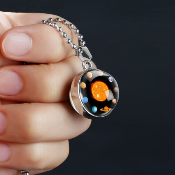 Collar Sistema Solar con Efecto