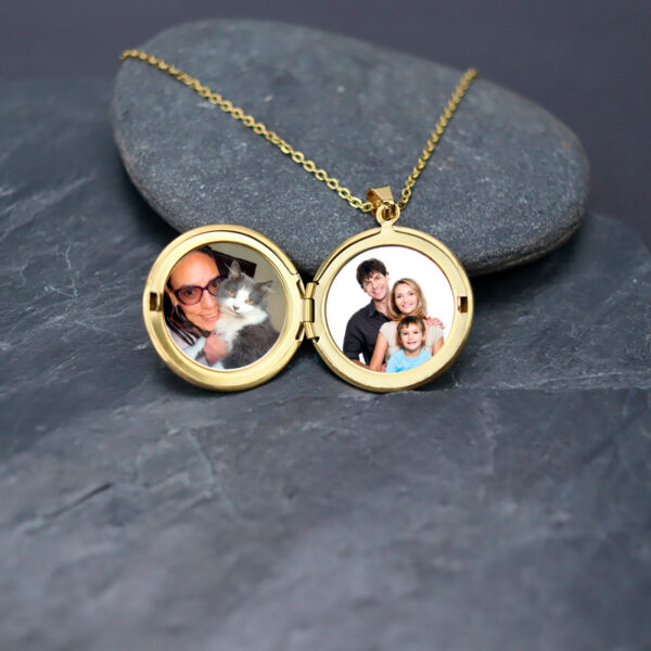 Relicario Circular Dorado Personalizado - Imagen 4