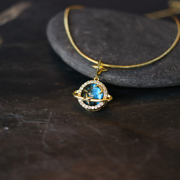 Collar Saturno Dorado Rodinado - Imagen 3